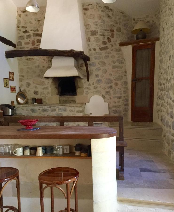 La Maison De Vergol Montbrun-les-Bains Luaran gambar