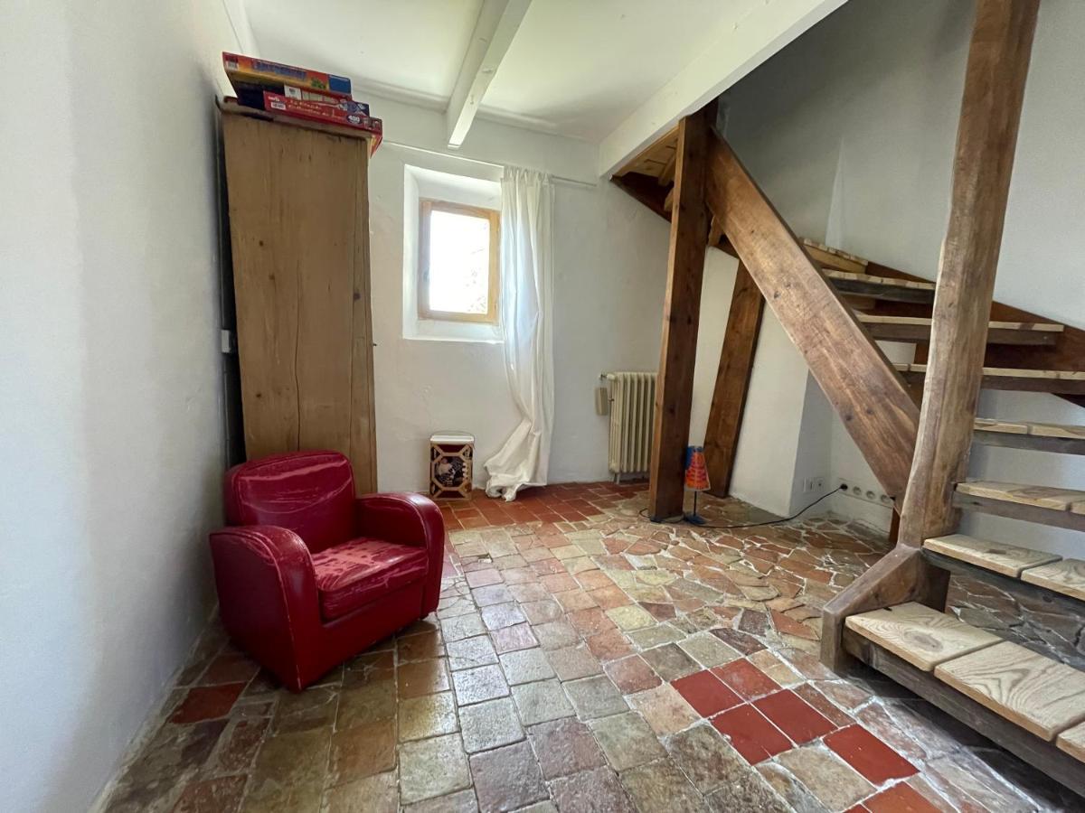 La Maison De Vergol Montbrun-les-Bains Luaran gambar