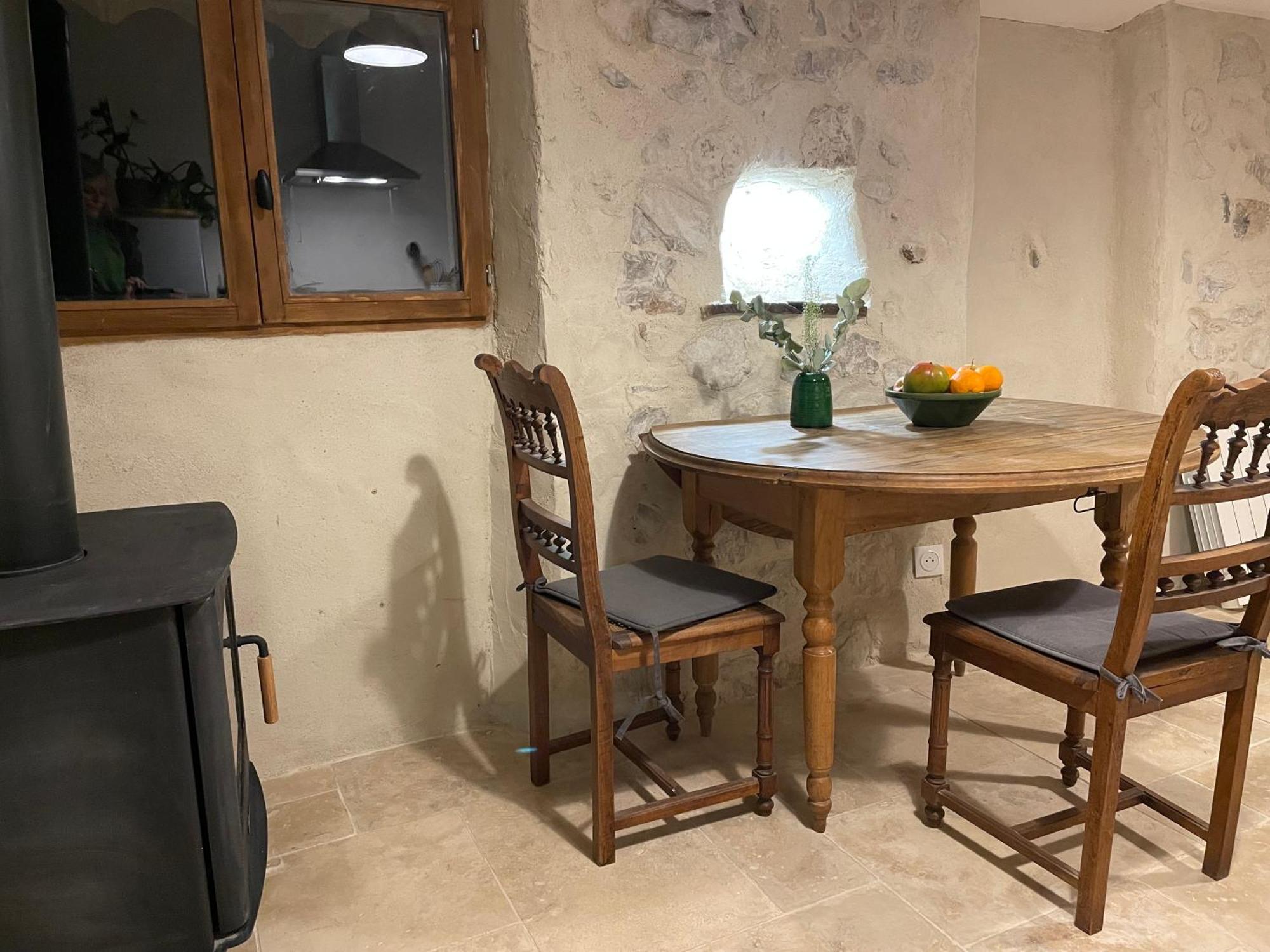 La Maison De Vergol Montbrun-les-Bains Luaran gambar
